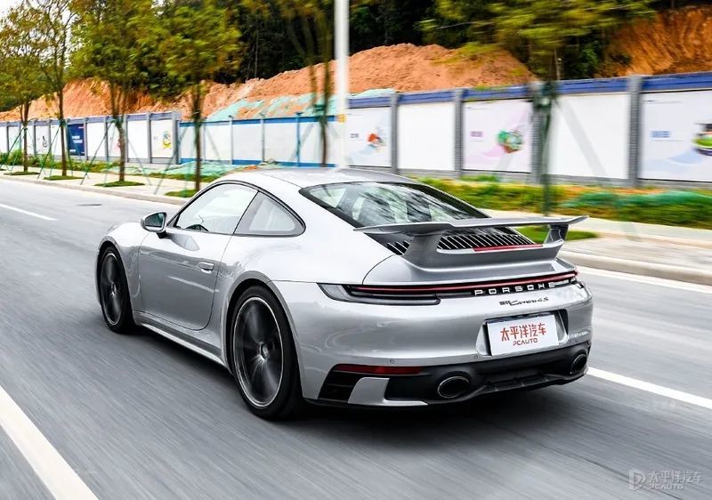 保时捷911Carrera 4S评测_兰博基尼跑车价钱_保时捷911Carrera 4S参数