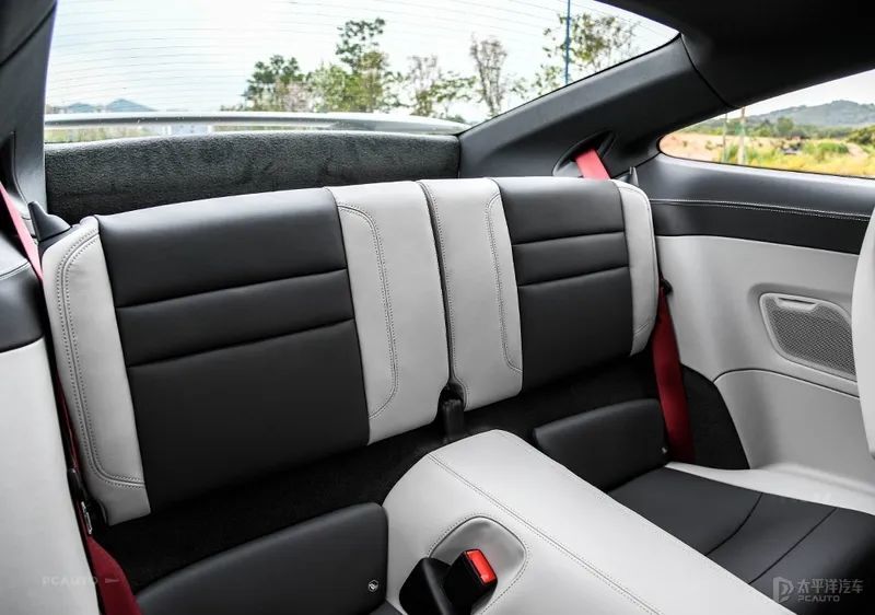 兰博基尼跑车价钱_保时捷911Carrera 4S评测_保时捷911Carrera 4S参数