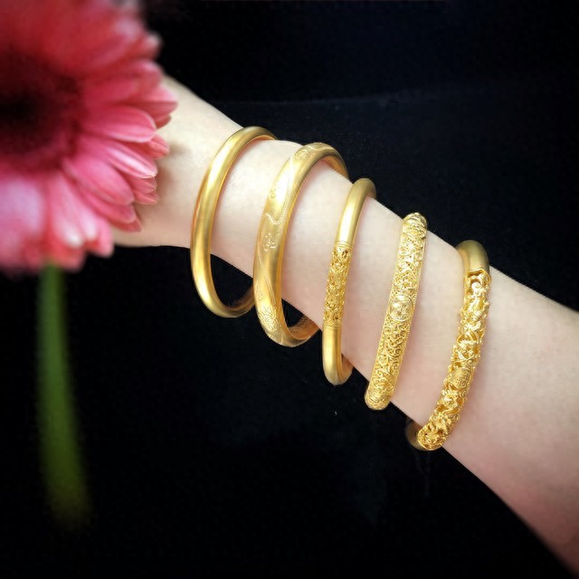 上海黄金项链回收价格表_黄金价格分析_金店价格差异