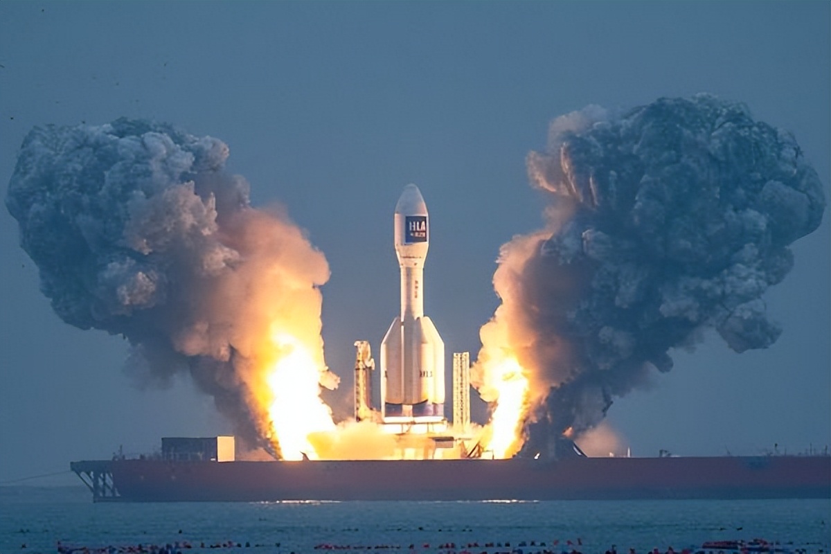 海澜之家品牌战略分析_海澜之家2025年三季报_g2000和海澜之家的对比