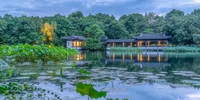 杭州河坊街南宋御街_杭州西湖风景名胜区_杭州乐天城